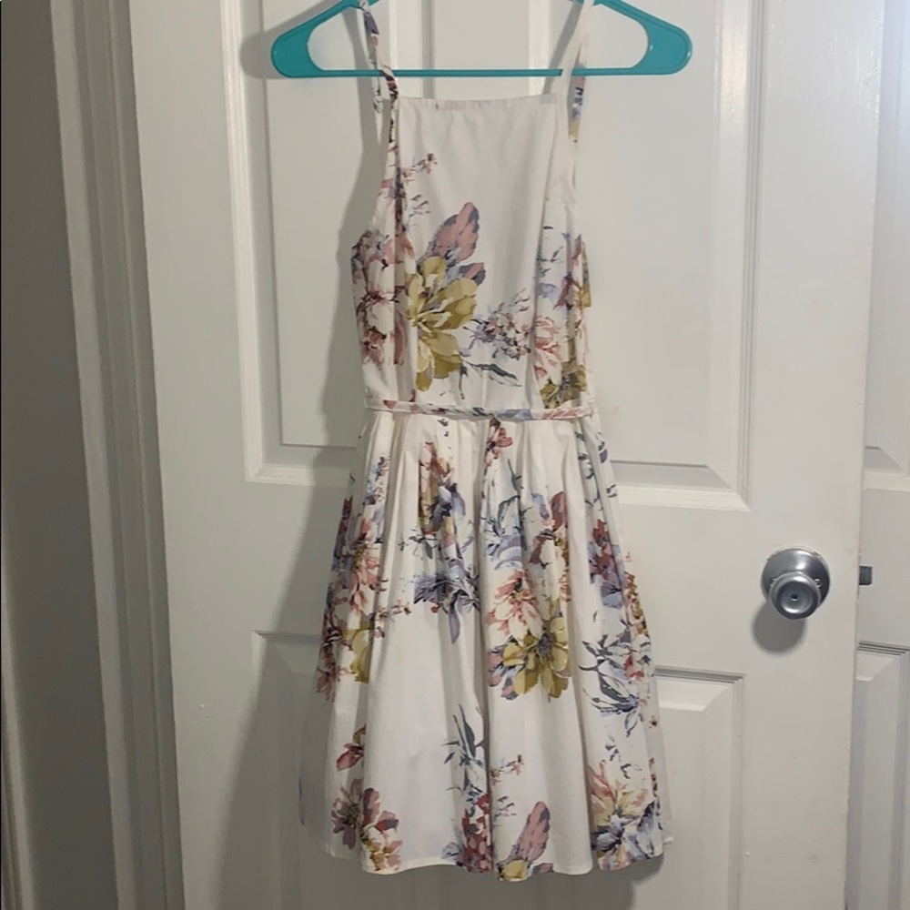 Floral dress W/ petticoat